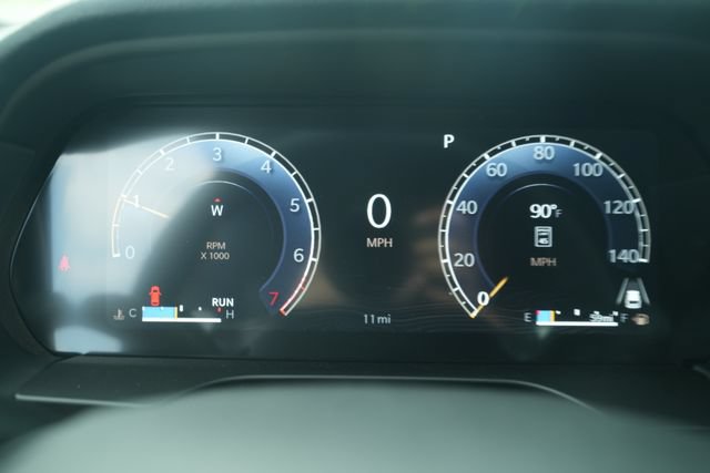 New 2026 Jeep Grand Cherokee L Limited w/ Luxury Tech Group II AWD/4WD image 31