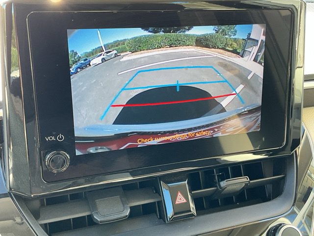 Used 2023 Toyota Corolla LE FWD image 27
