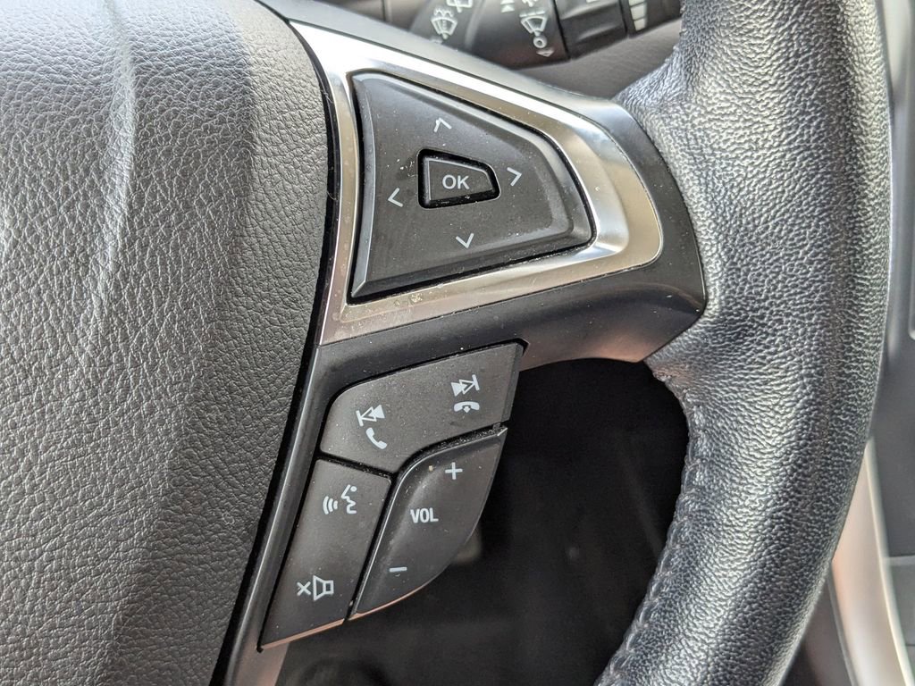 Used 2023 Ford Edge SEL AWD/4WD image 40