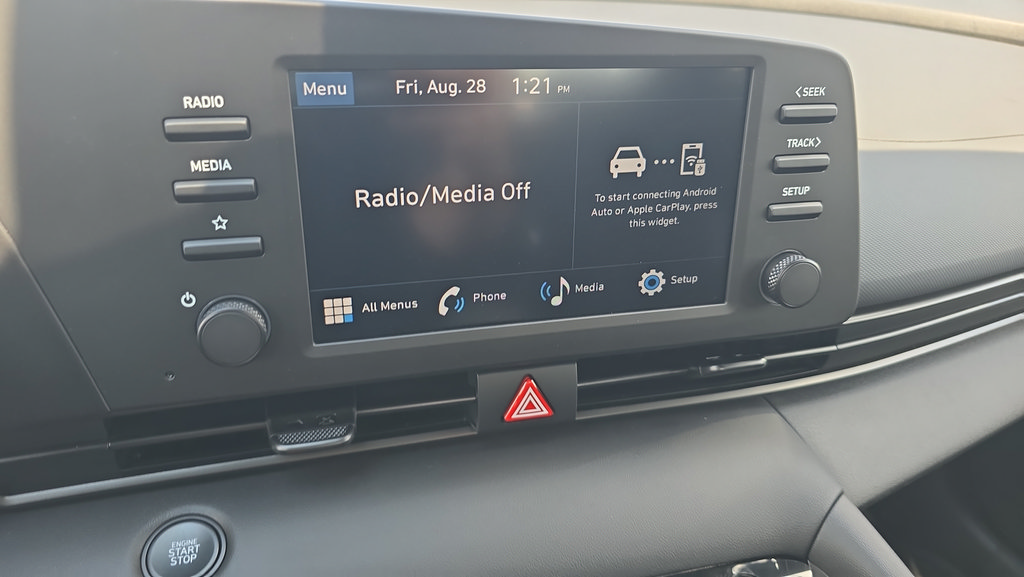 New 2026 Hyundai Elantra Sport FWD image 20