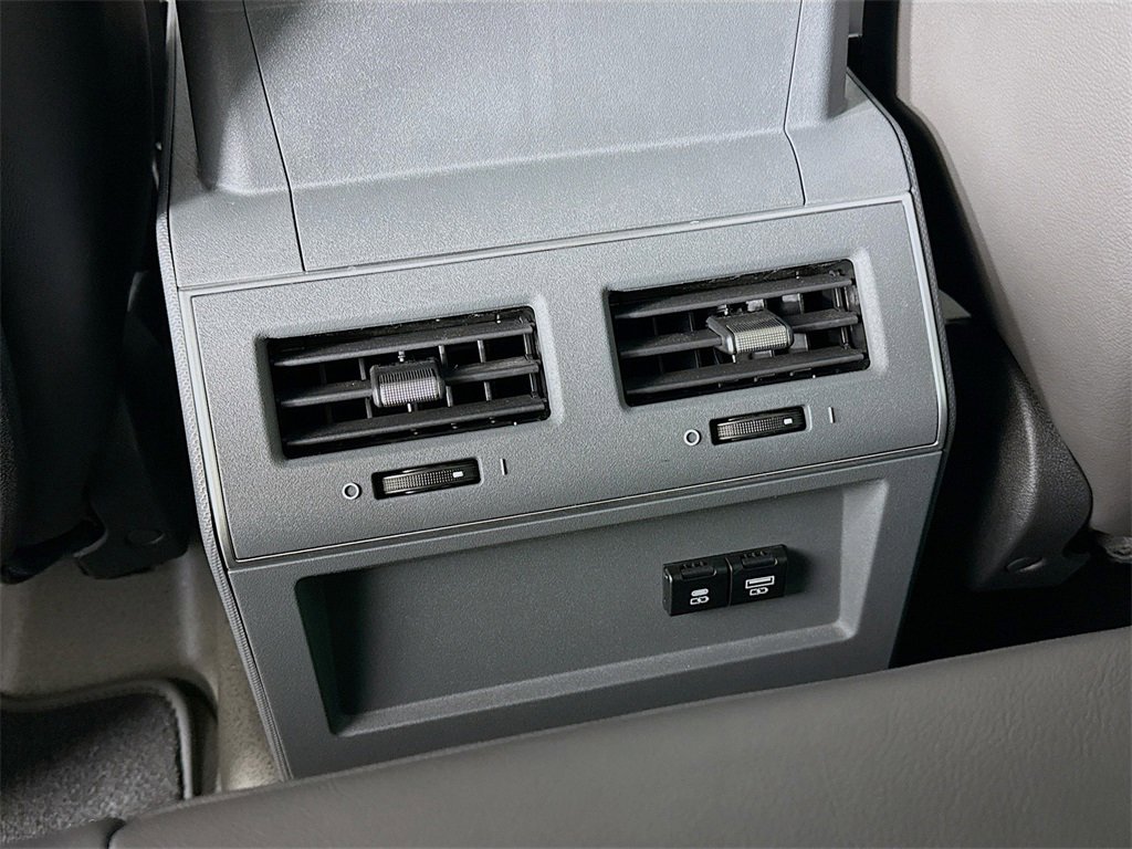 Used 2025 INEOS Grenadier Fieldmaster Edition image 23