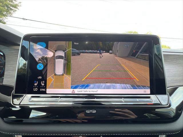 New 2026 Volkswagen Atlas SEL Premium R-Line image 17