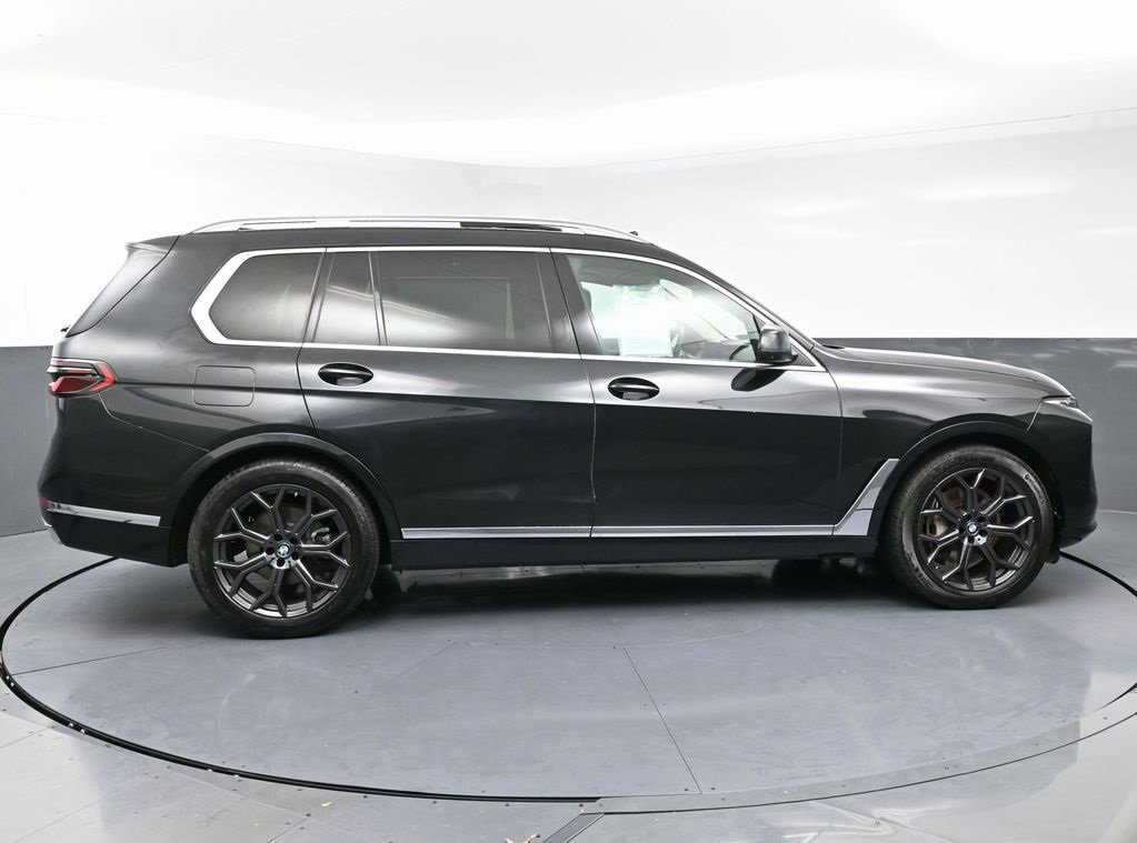 Used 2023 BMW X7 xDrive40i image 8