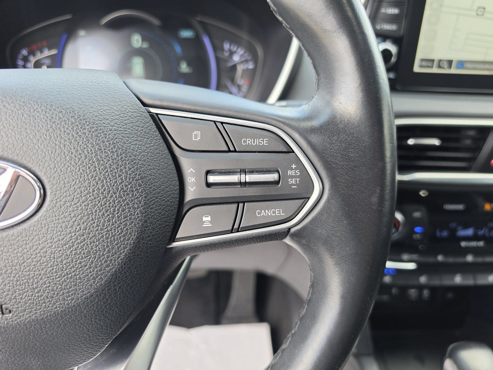 Used 2020 Hyundai Santa Fe Limited FWD image 33