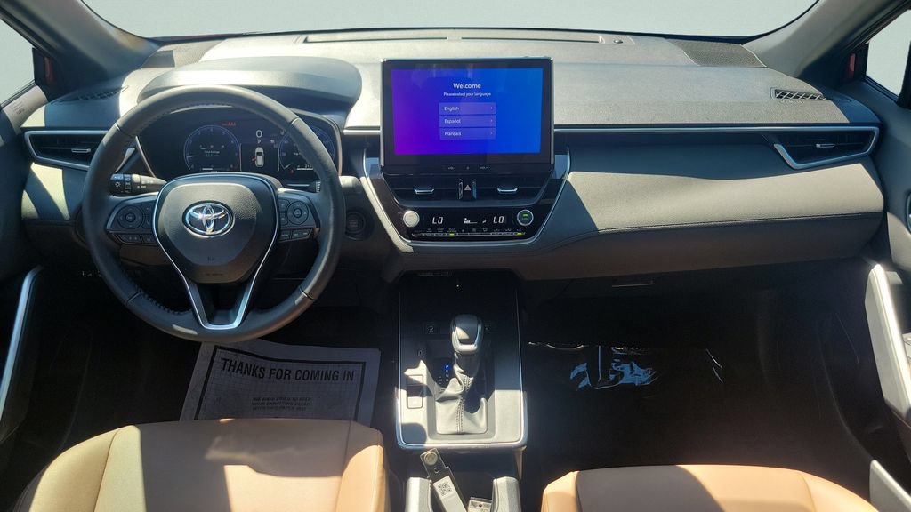 Used 2026 Toyota Corolla Cross XLE w/ Convenience Package FWD image 11