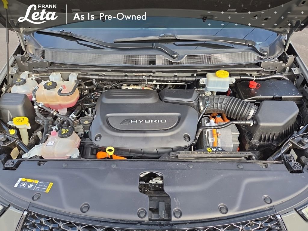 Used 2022 Chrysler Pacifica Touring-L image 32