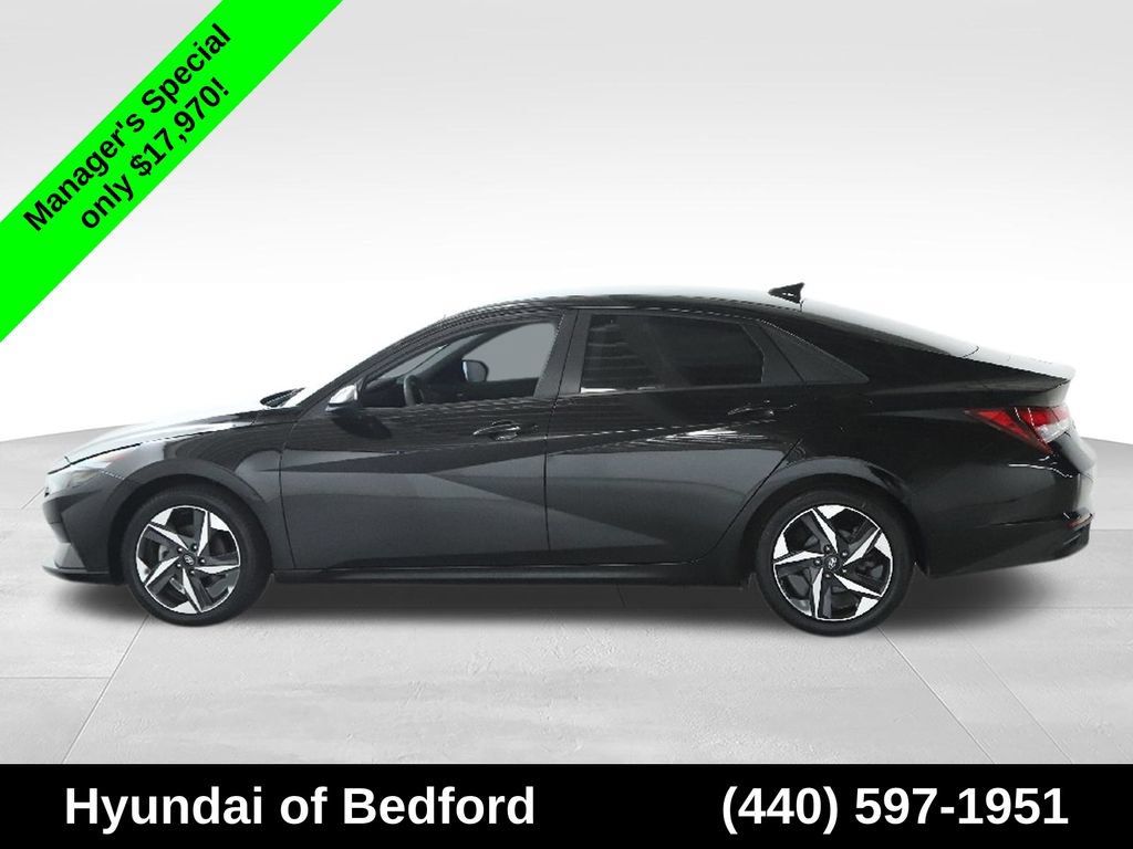 Used 2023 Hyundai Elantra SEL w/ Convenience Package FWD image 39
