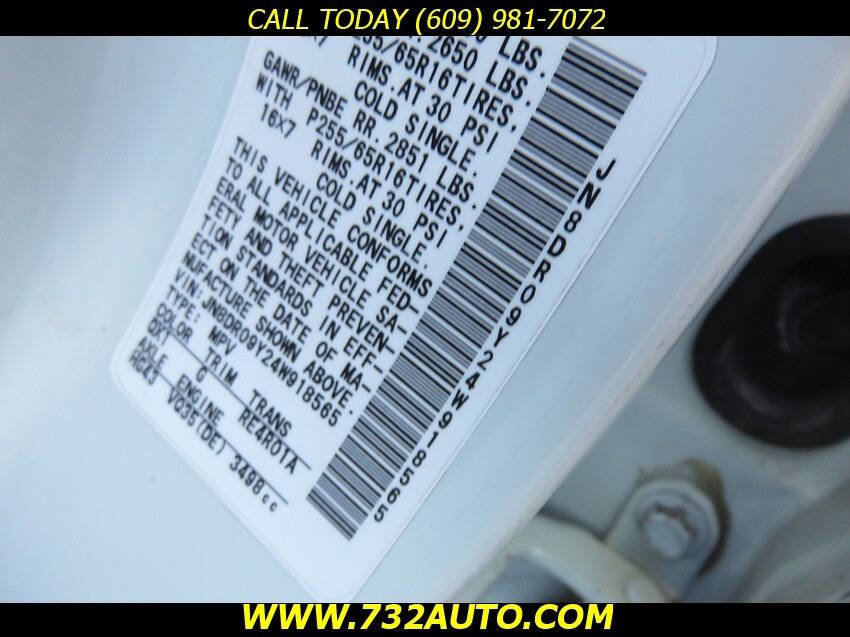 Used 2004 Nissan Pathfinder SE w/ (POP) SE Popular Pkg image 35