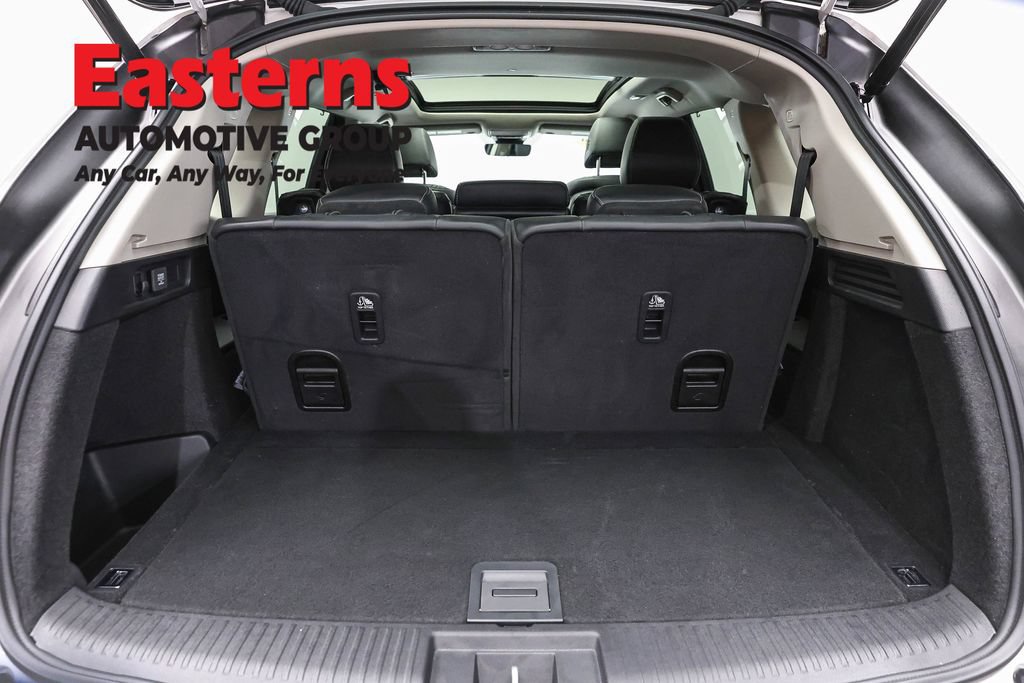 Used 2023 Acura MDX SH-AWD w/ Technology Package image 9