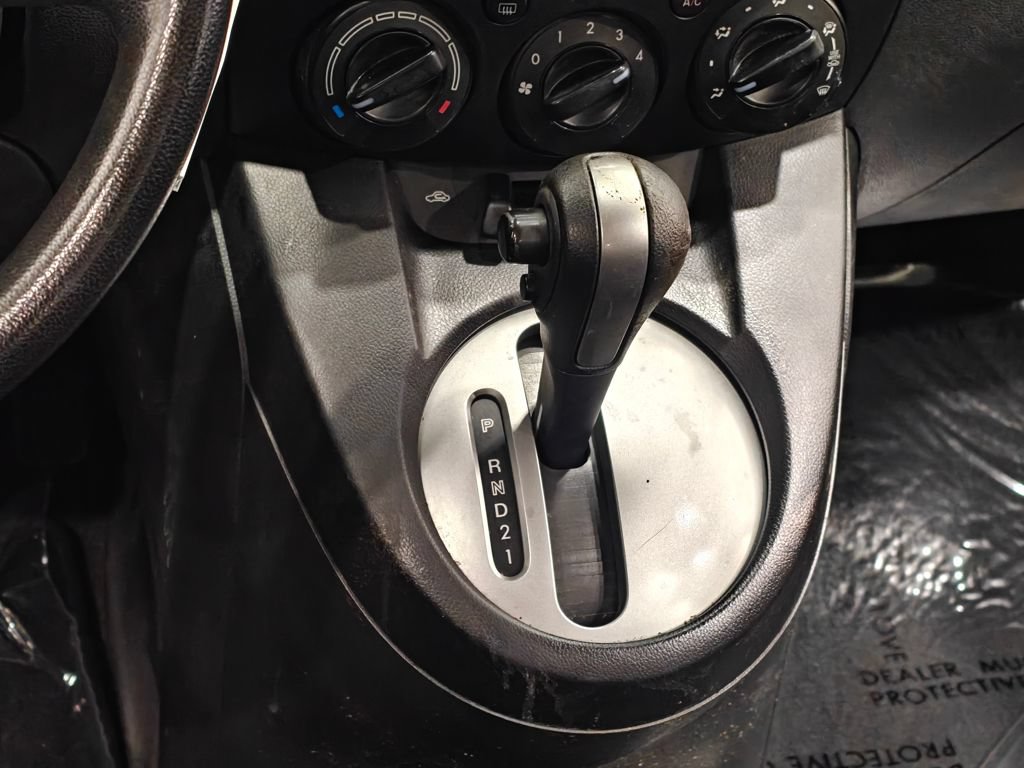 Used 2014 MAZDA MAZDA2 Sport FWD image 6