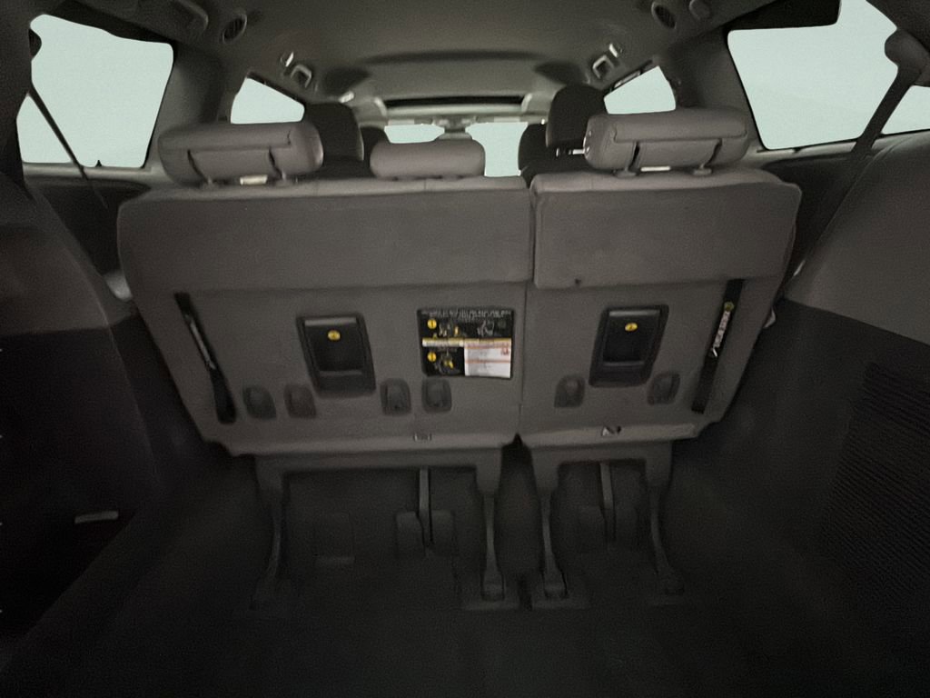 Used 2020 Toyota Sienna XLE w/ XLE Navigation Package AWD/4WD image 22