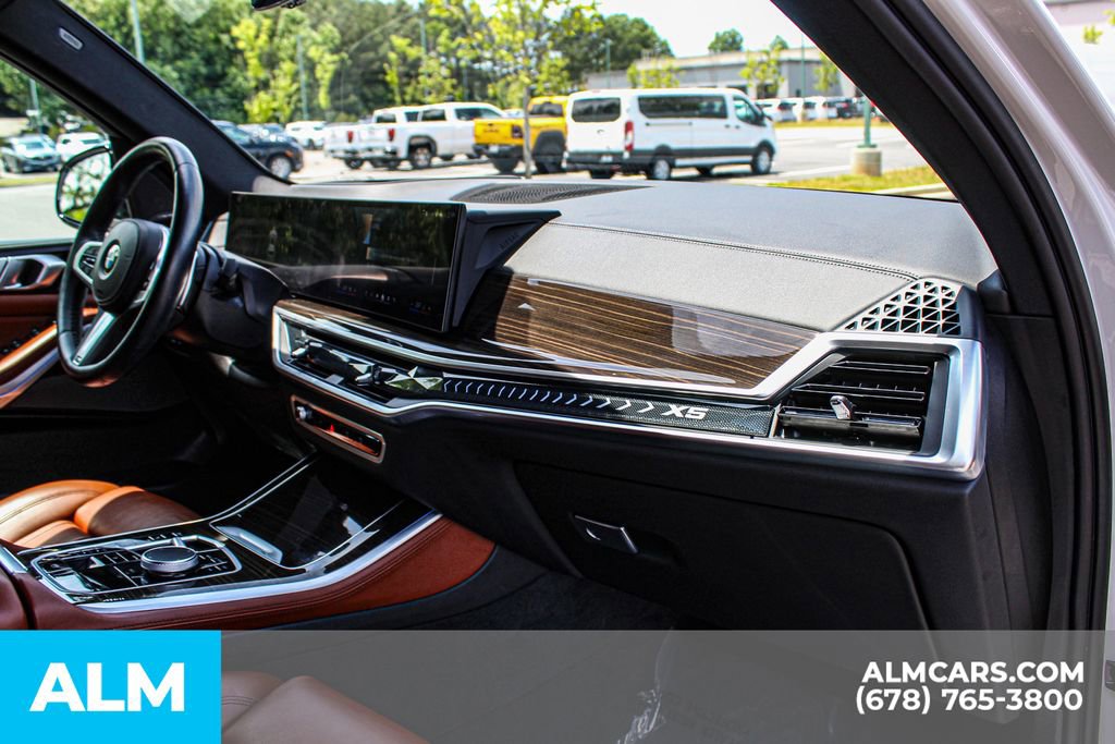 Used 2024 BMW X5 xDrive40i w/ M Sport Package AWD/4WD image 24