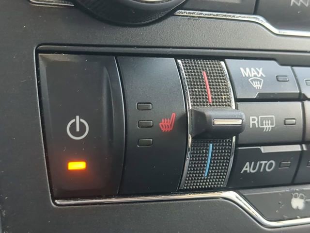 Used 2018 Ford Explorer XLT w/ Equipment Group 202A image 22