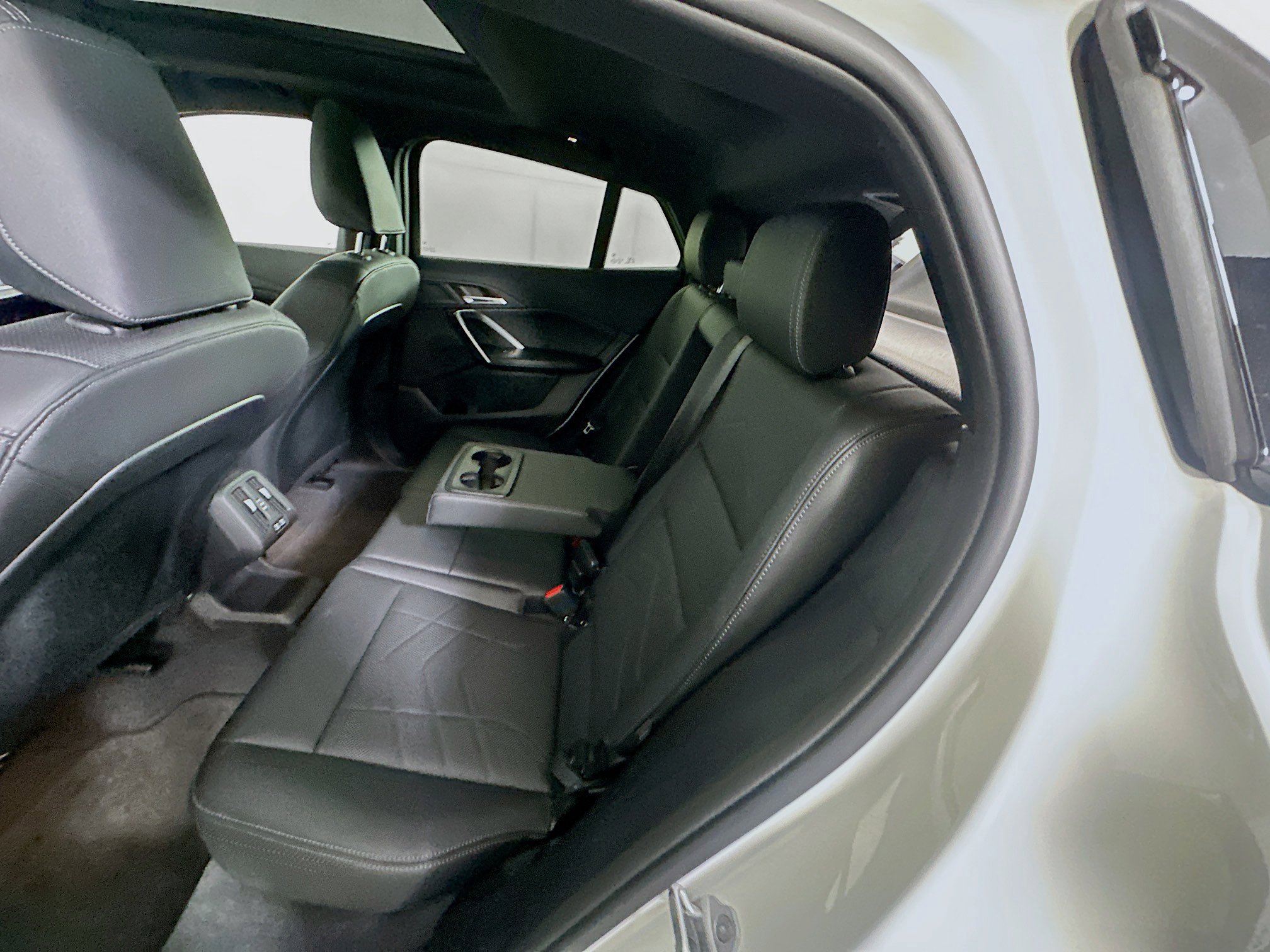 Used 2025 BMW X2 xDrive28i image 27