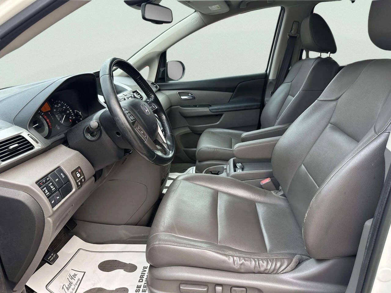 Used 2016 Honda Odyssey Touring Elite image 11