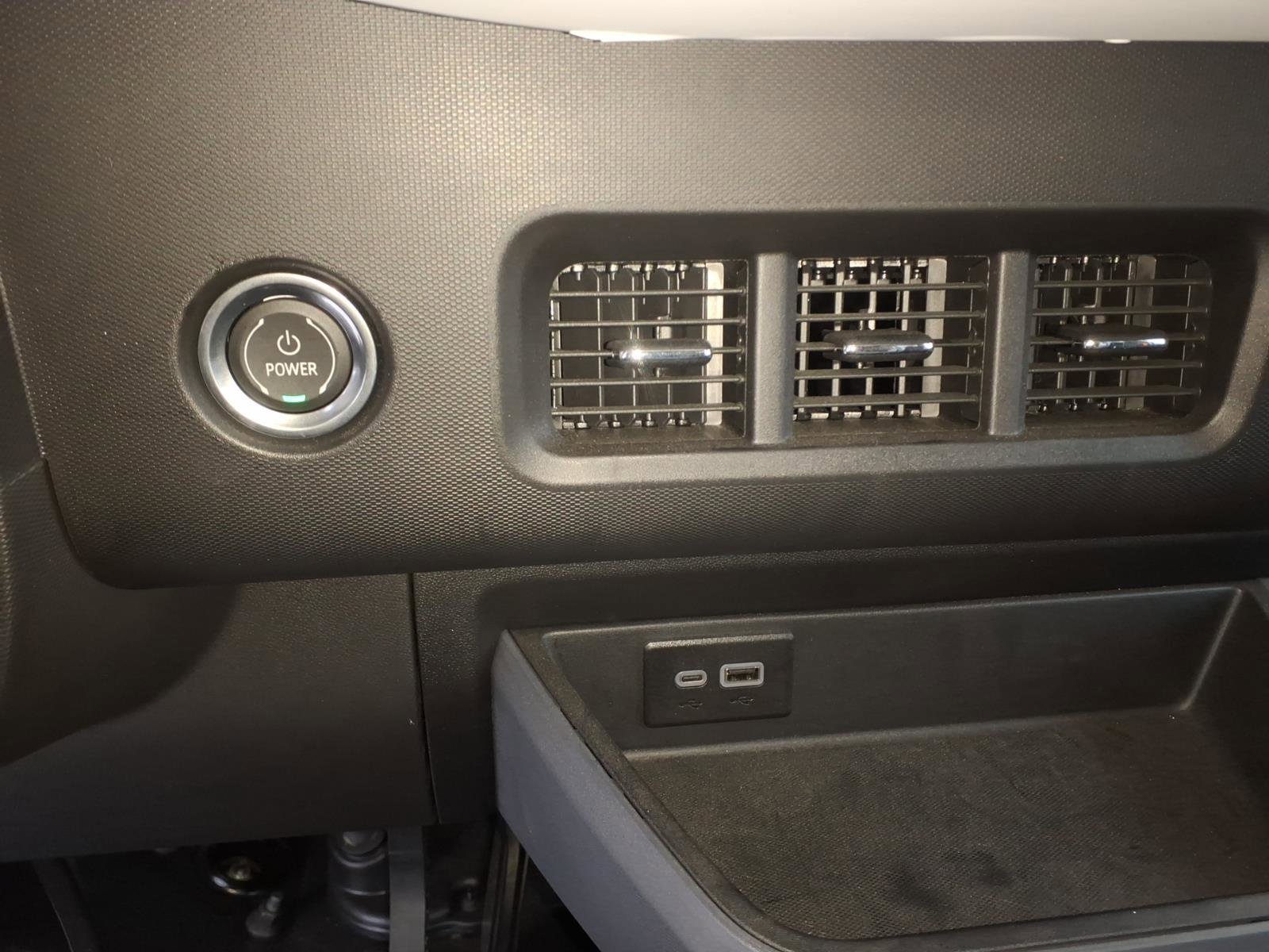 New 2025 Chevrolet Brightdrop 400 FWD image 9