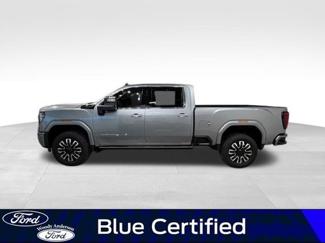 Used 2024 GMC Sierra 3500 Denali Ultimate AWD/4WD image 3