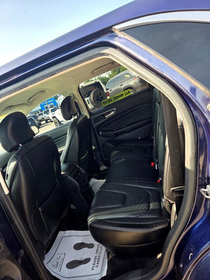 Used 2016 Ford Edge Titanium w/ Equipment Group 301A image 11