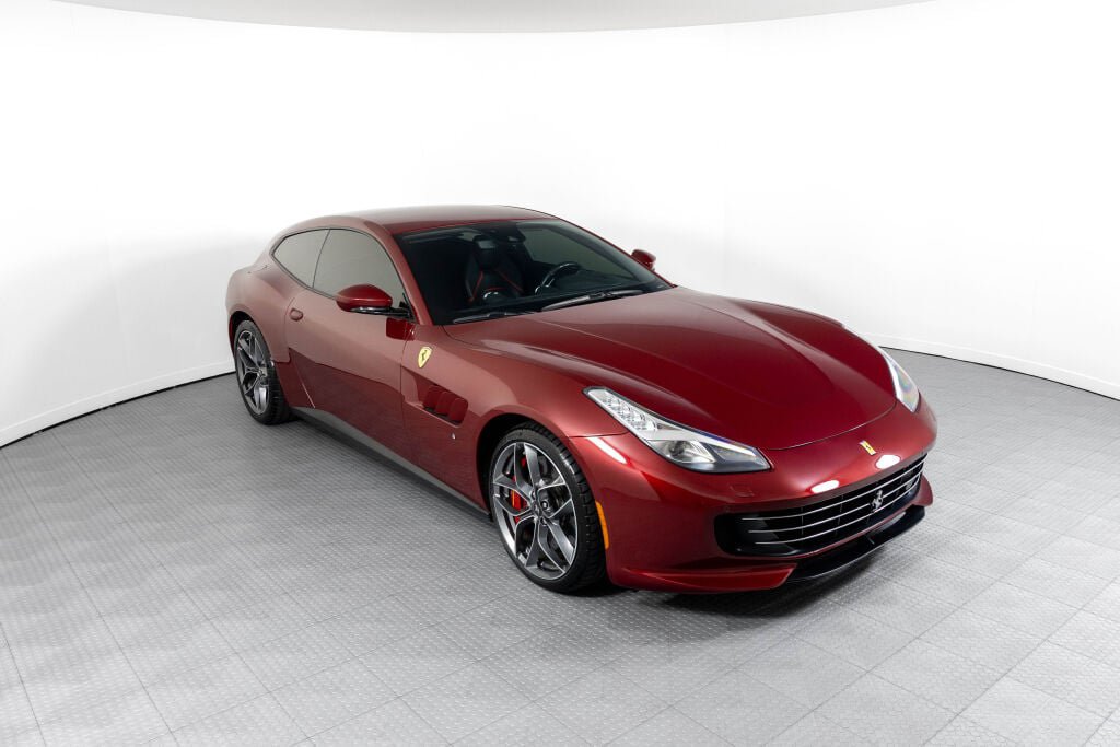 Certified 2019 Ferrari GTC4Lusso T RWD image 11