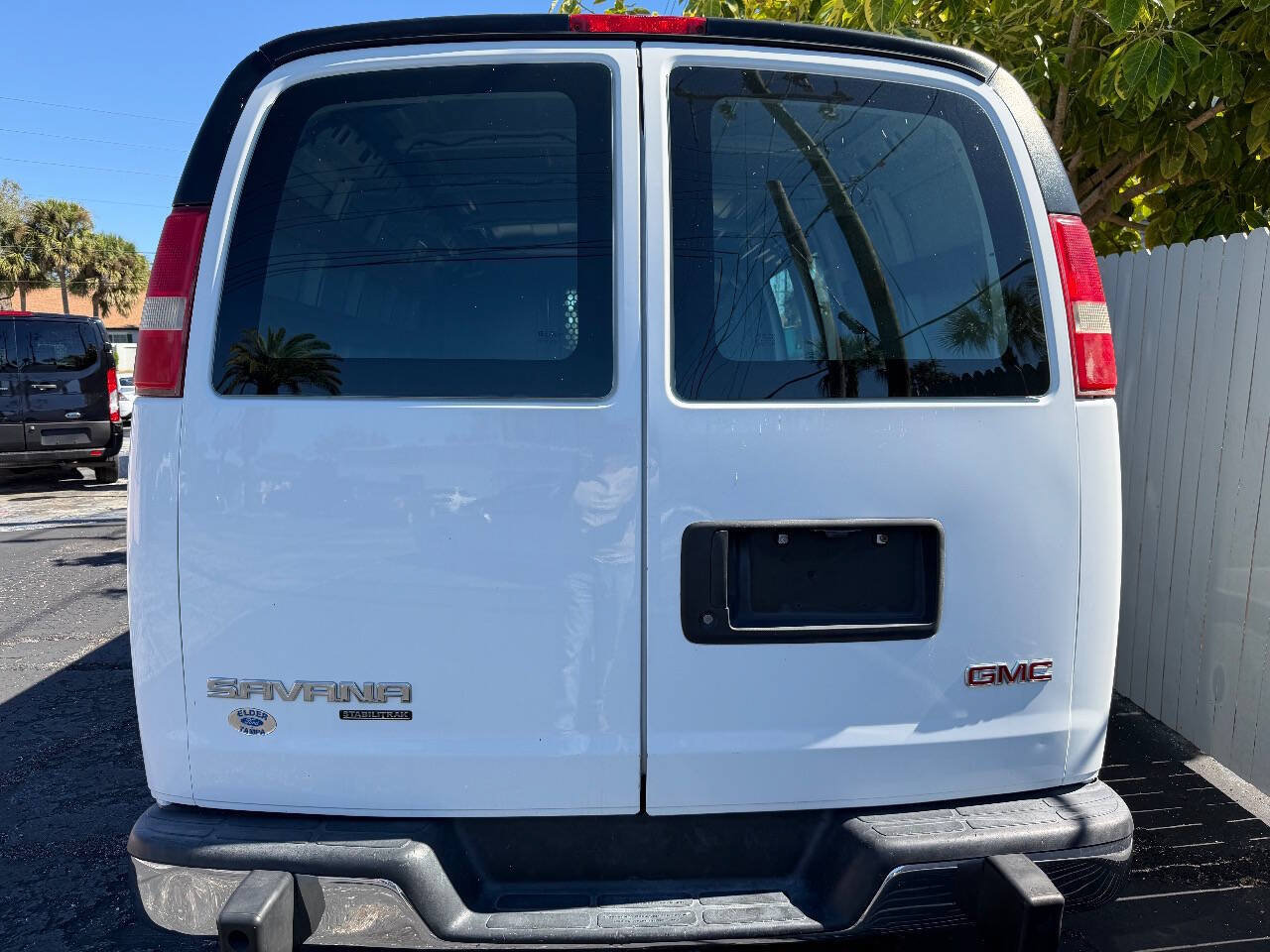 Used 2016 GMC Savana 2500 RWD image 22