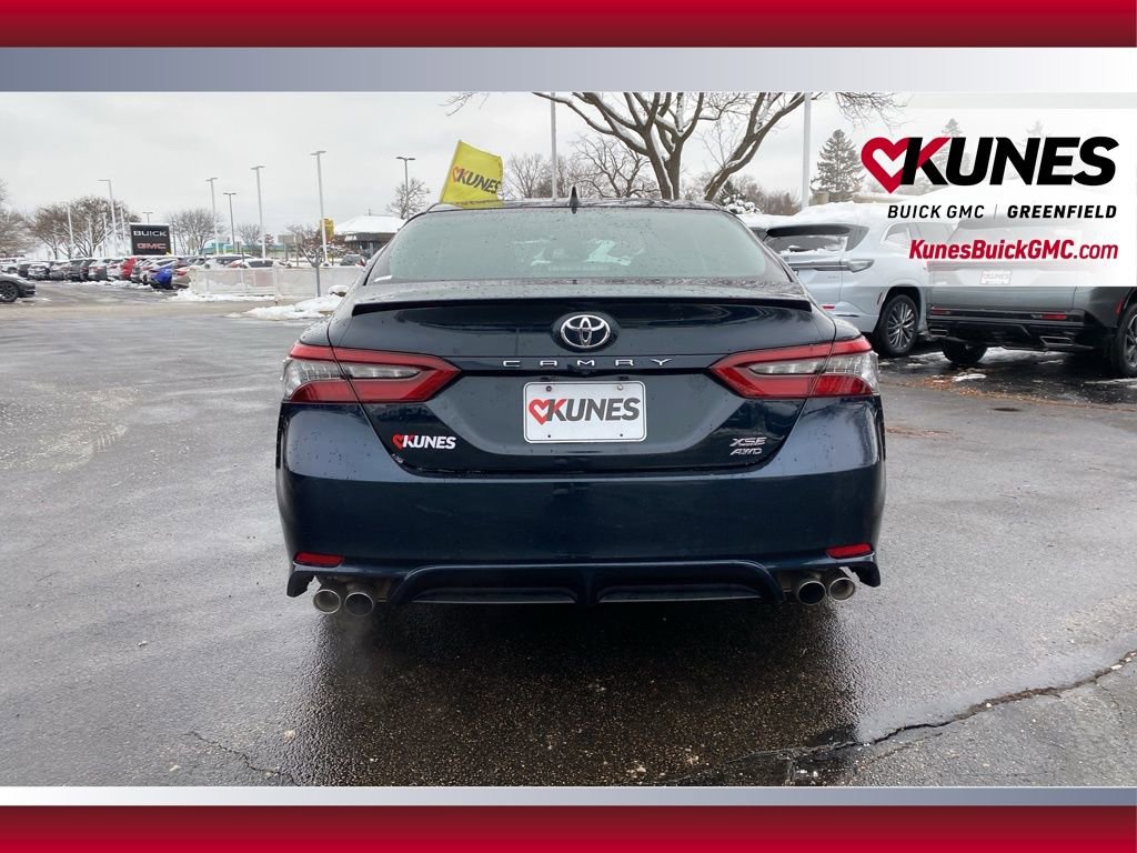 Used 2021 Toyota Camry XSE image 8