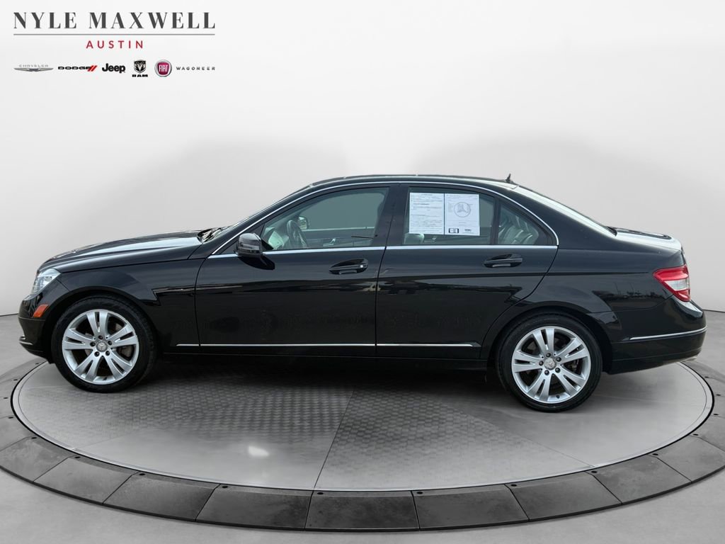 Used 2010 Mercedes-Benz C 300 Sedan image 10