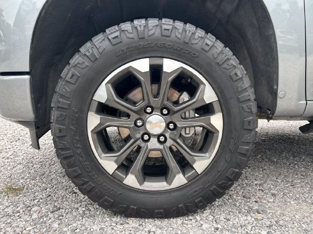 Used 2024 Chevrolet Silverado 1500 High Country w/ Technology Package AWD/4WD image 27