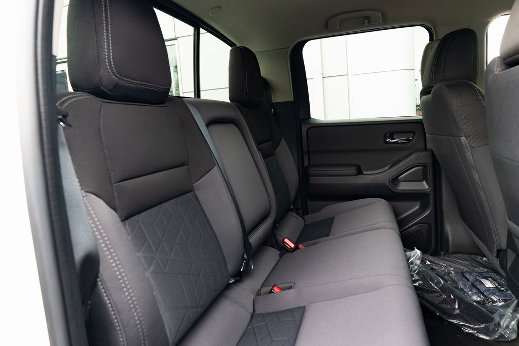 New 2025 Nissan Frontier SV image 22