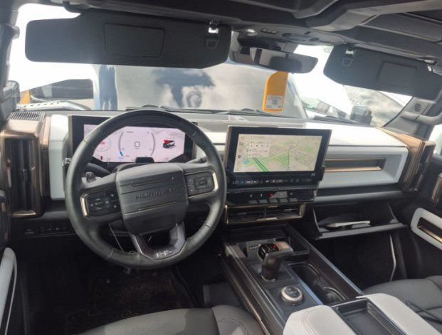 Used 2024 GMC Hummer EV 2X w/ LPO, Illumination Package AWD/4WD image 2