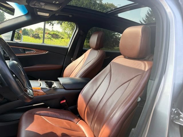 Used 2020 Lincoln Nautilus Reserve AWD/4WD image 11