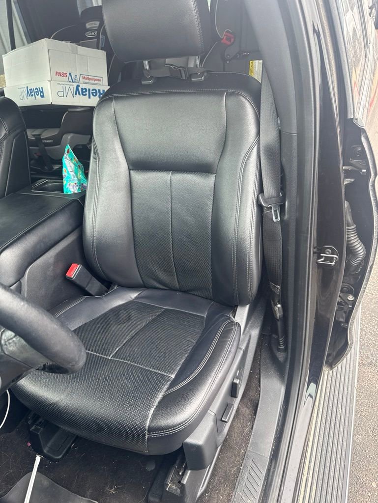 Used 2020 Ford Expedition Max XLT w/ Equipment Group 202A RWD image 5