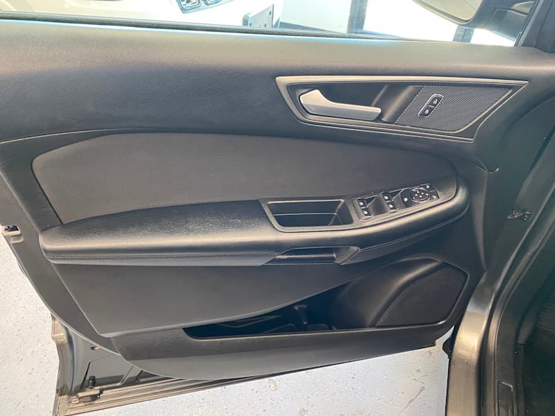 Used 2016 Ford Edge SE FWD image 19