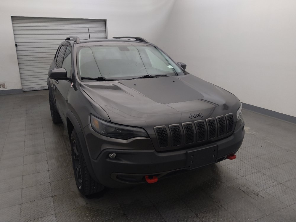 Used 2019 Jeep Cherokee Trailhawk w/ Cold Weather Group AWD/4WD image 14