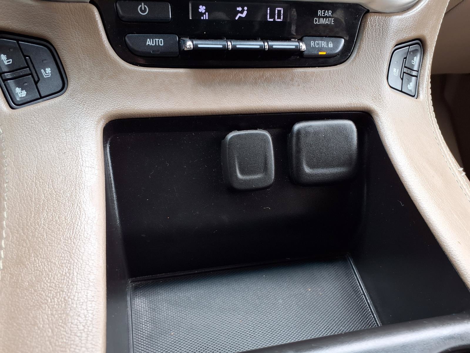 Used 2018 GMC Yukon SLT RWD image 8
