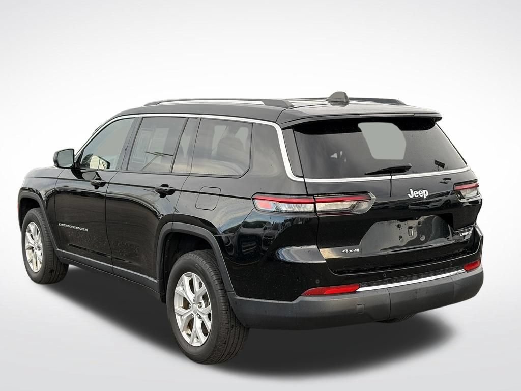 Used 2023 Jeep Grand Cherokee L Limited AWD/4WD image 7