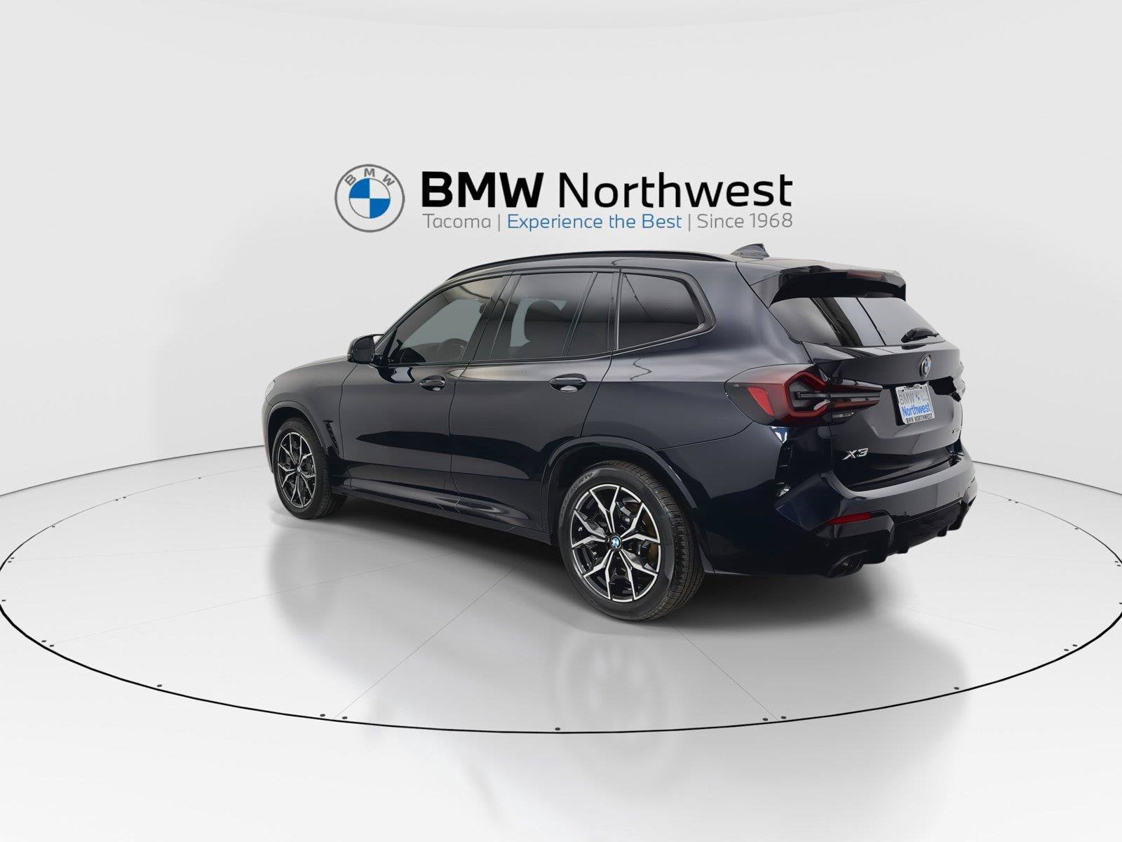 Used 2023 BMW X3 xDrive30i w/ M Sport Package AWD/4WD image 5