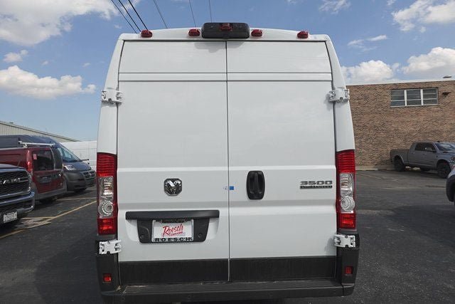 New 2024 RAM ProMaster 3500 w/ Quick Order Package 22H SLT+ FWD image 4