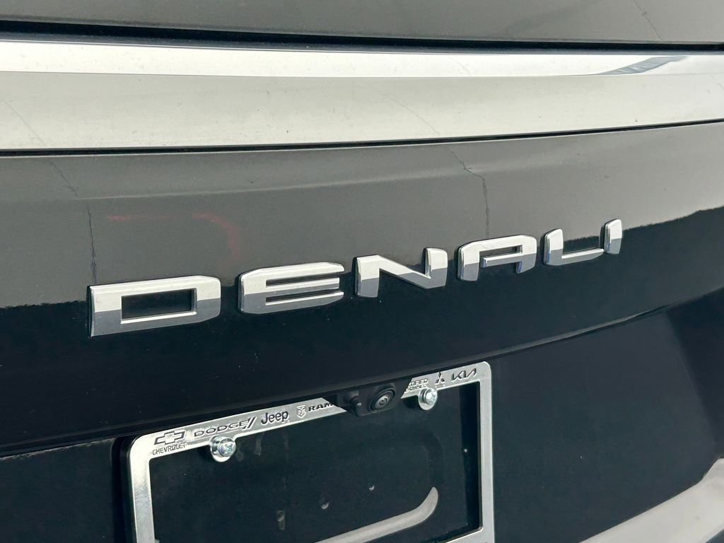 Used 2025 GMC Yukon Denali AWD/4WD image 47