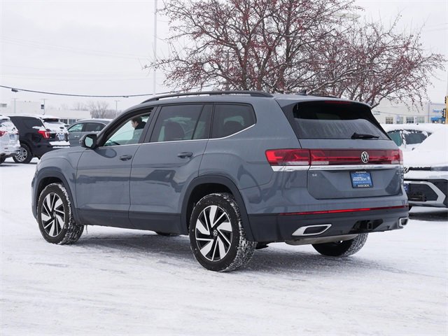 Certified 2025 Volkswagen Atlas SE image 5