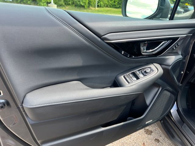 New 2025 Subaru Outback Touring w/ Popular Package #2 image 10