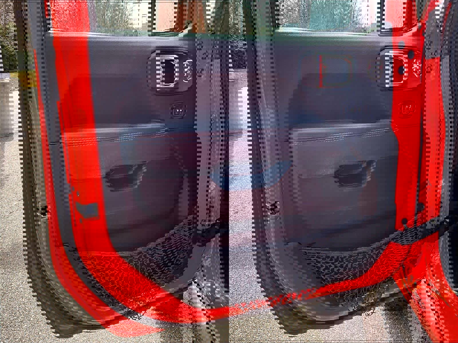 Used 2023 Jeep Wrangler Unlimited Rubicon 4xe image 9