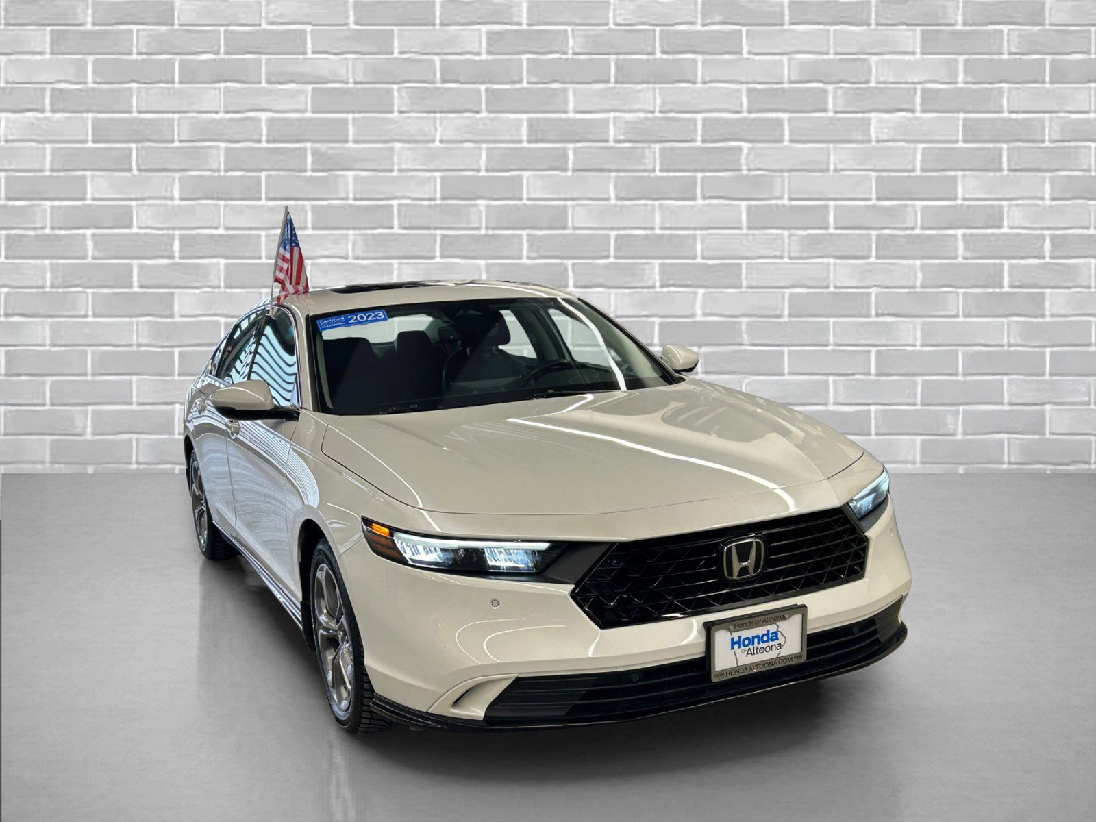 Used 2023 Honda Accord EX-L image 6