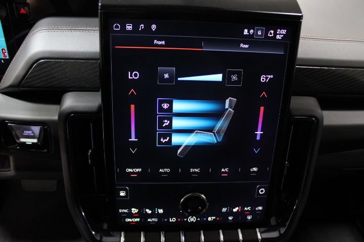 New 2026 GMC Yukon XL AT4 w/ AT4 Premium Plus Package AWD/4WD image 53