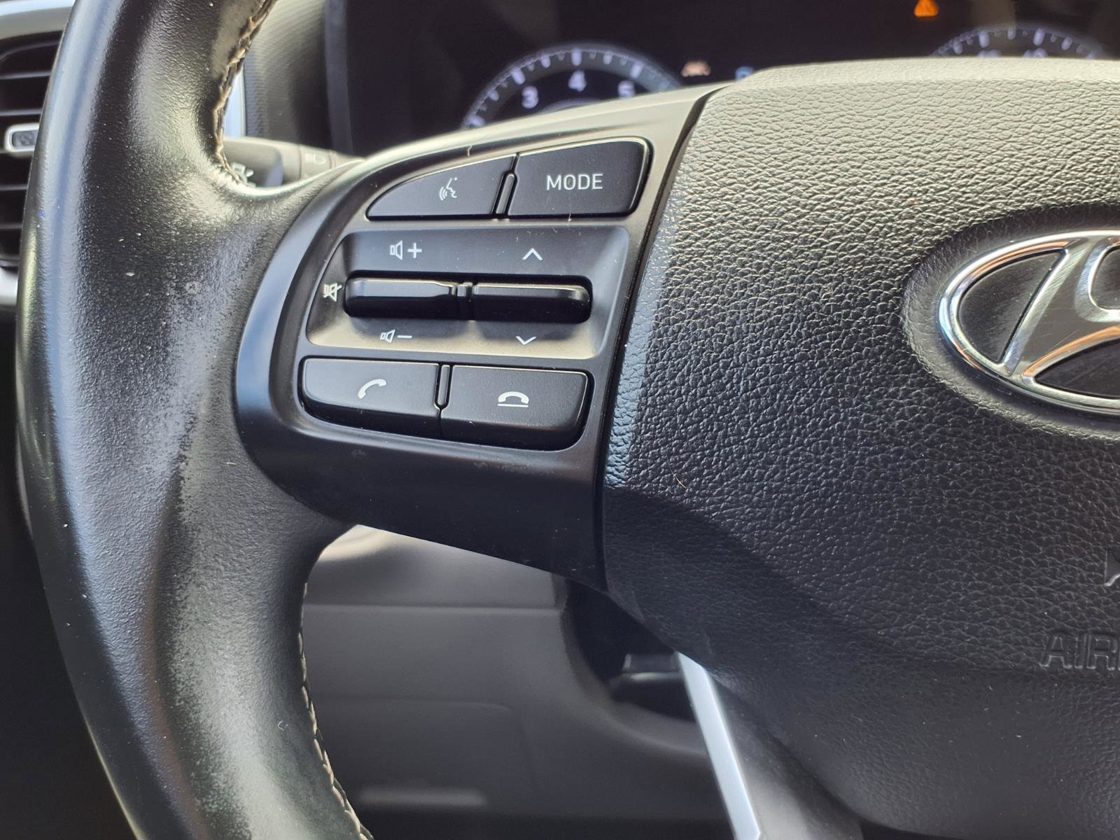 Used 2021 Hyundai Venue SEL w/ Cargo Package FWD image 15
