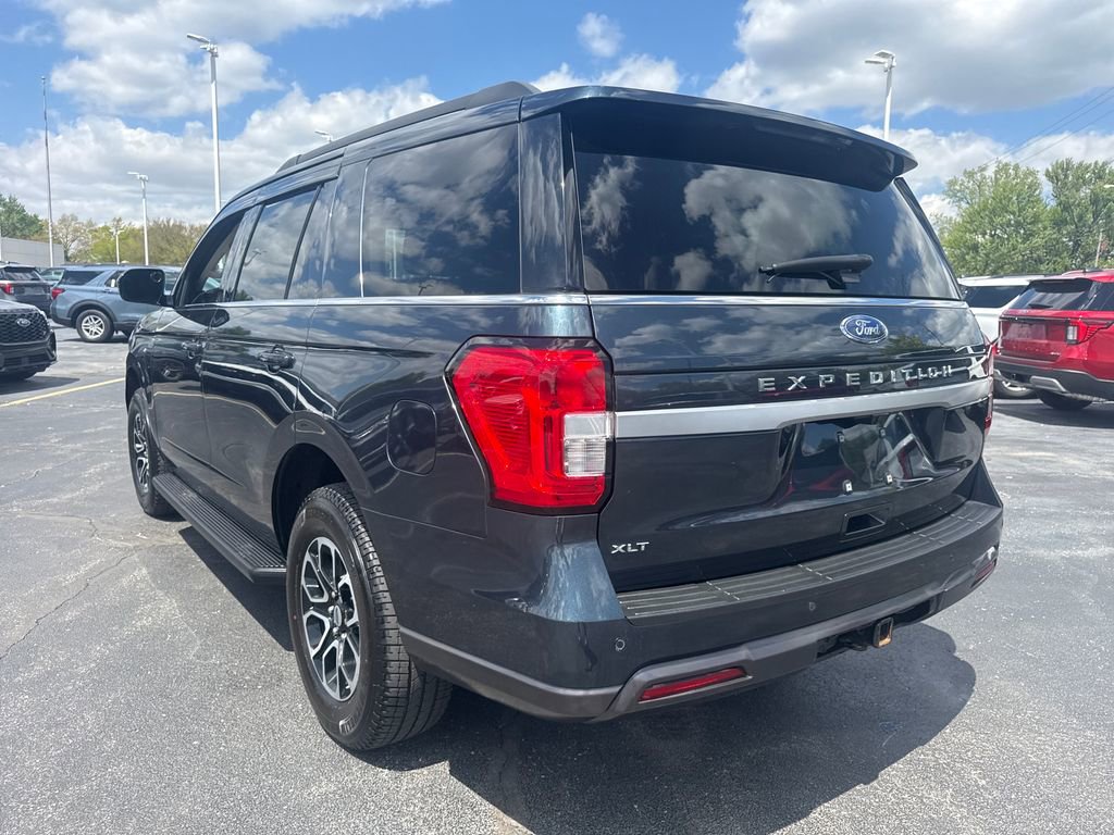 Used 2023 Ford Expedition XLT AWD/4WD image 9