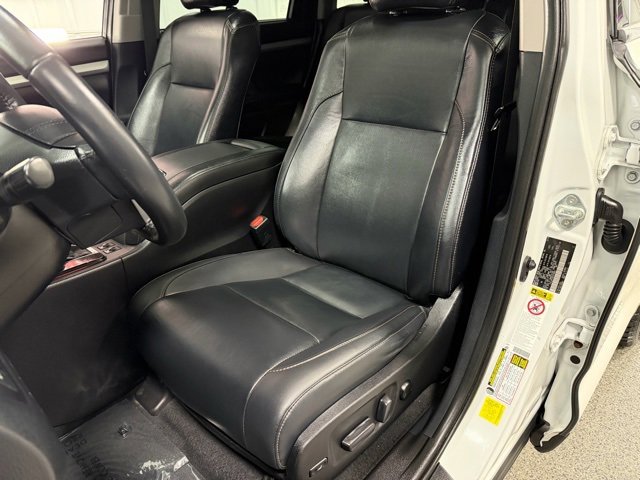 Used 2019 Toyota Highlander XLE image 25