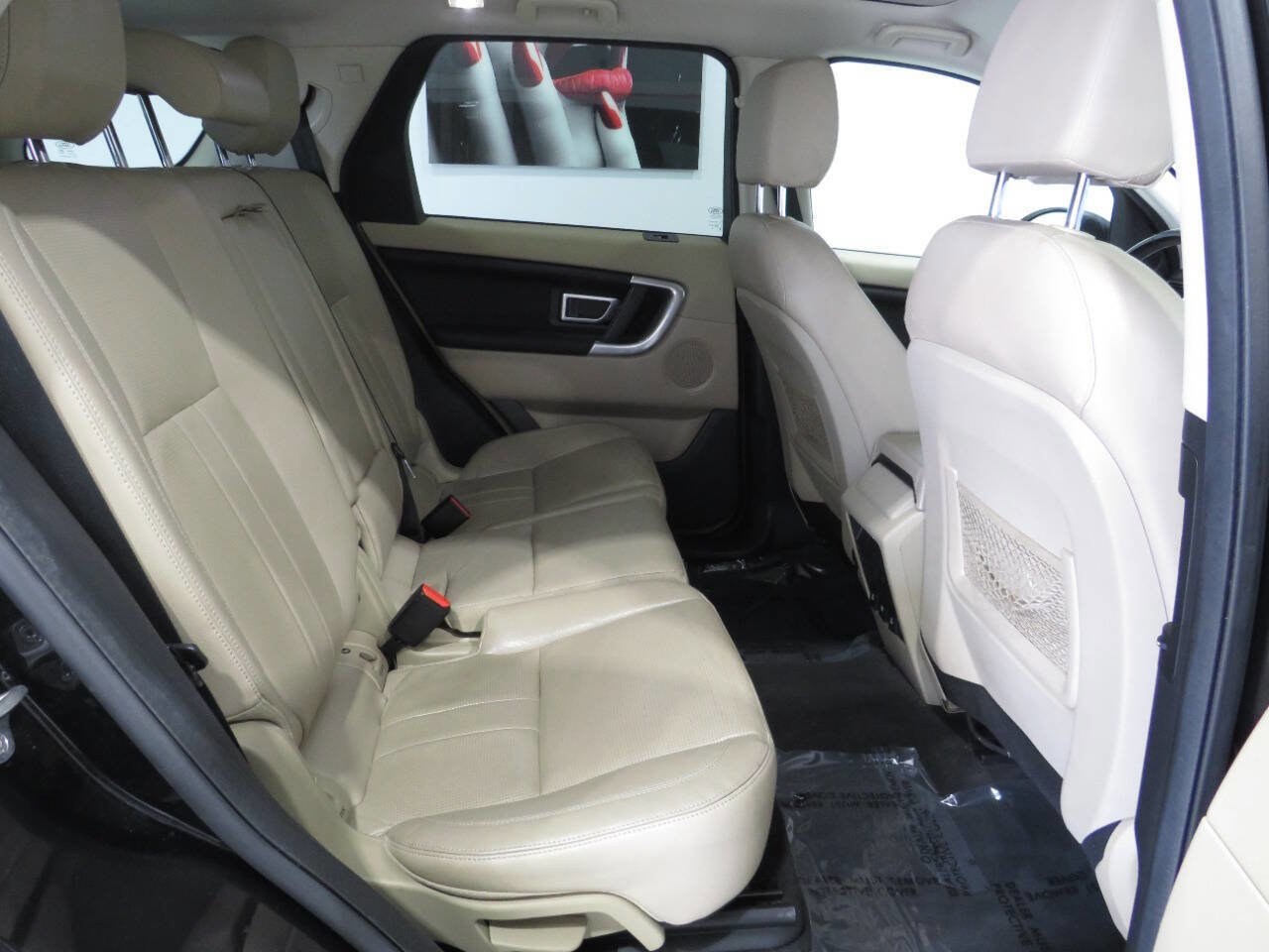 Used 2019 Land Rover Discovery Sport AWD/4WD image 9