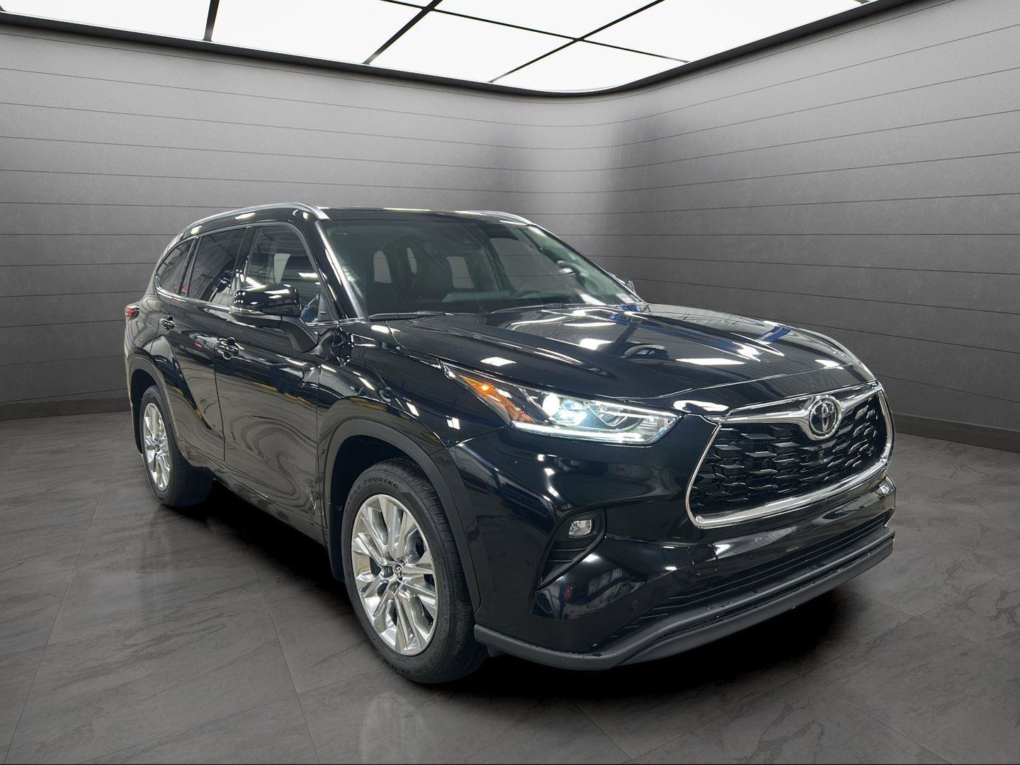 New 2026 Toyota Highlander Limited image 28