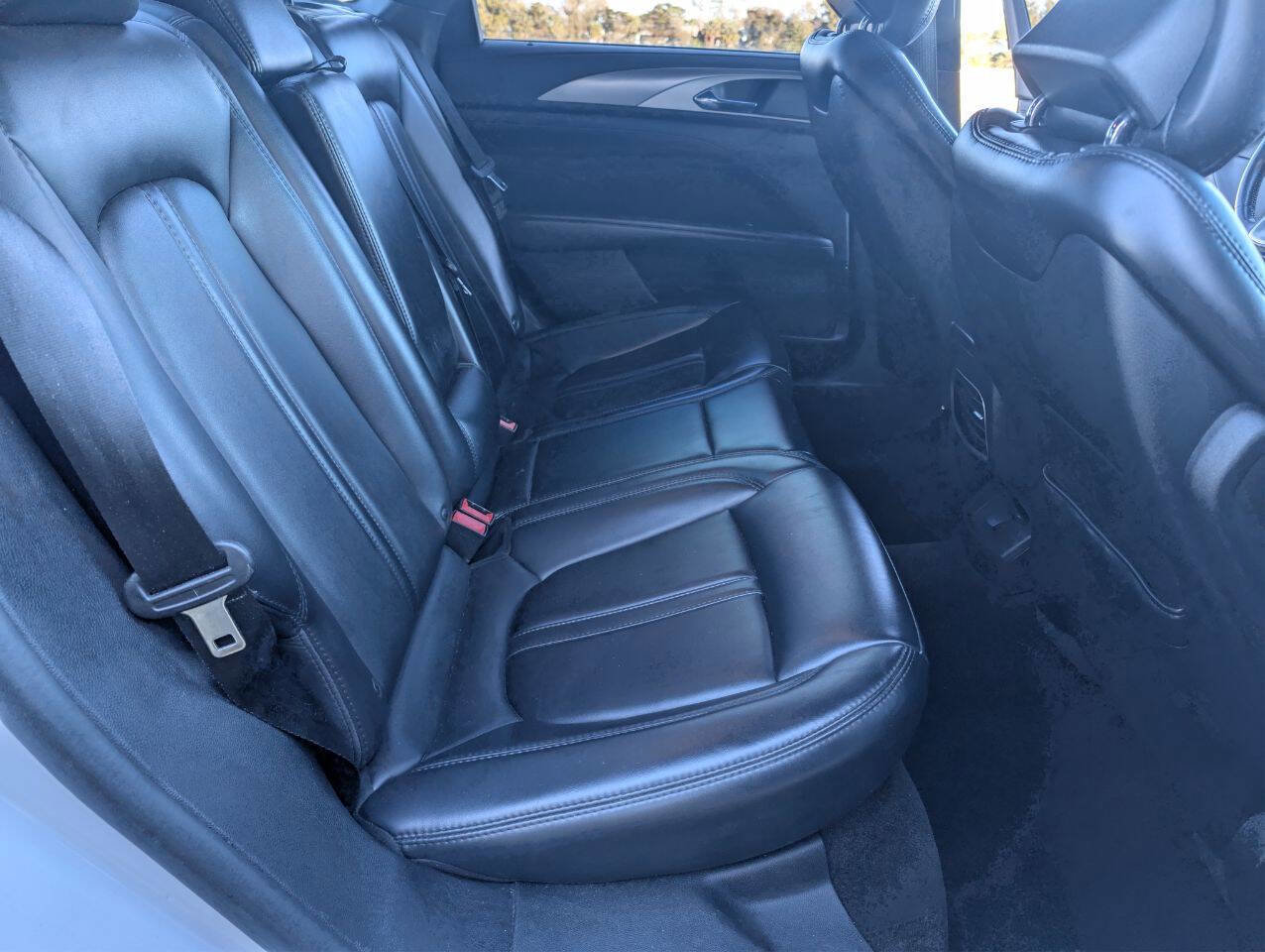 Used 2018 Lincoln MKZ Premiere image 24