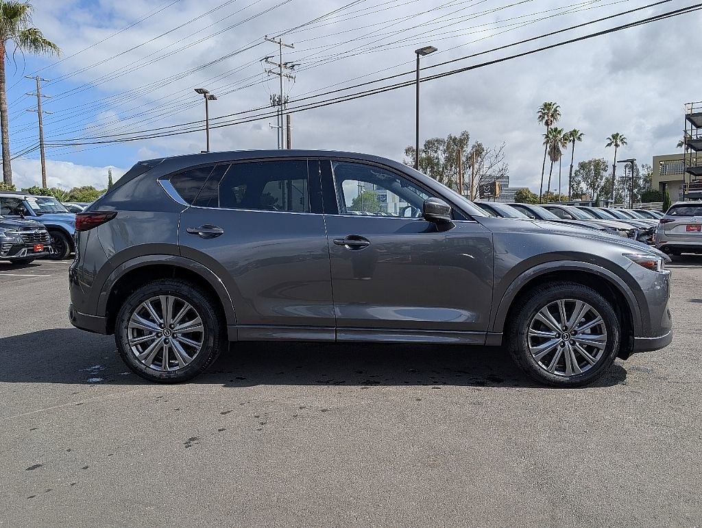 Certified 2025 MAZDA CX-5 Signature image 9